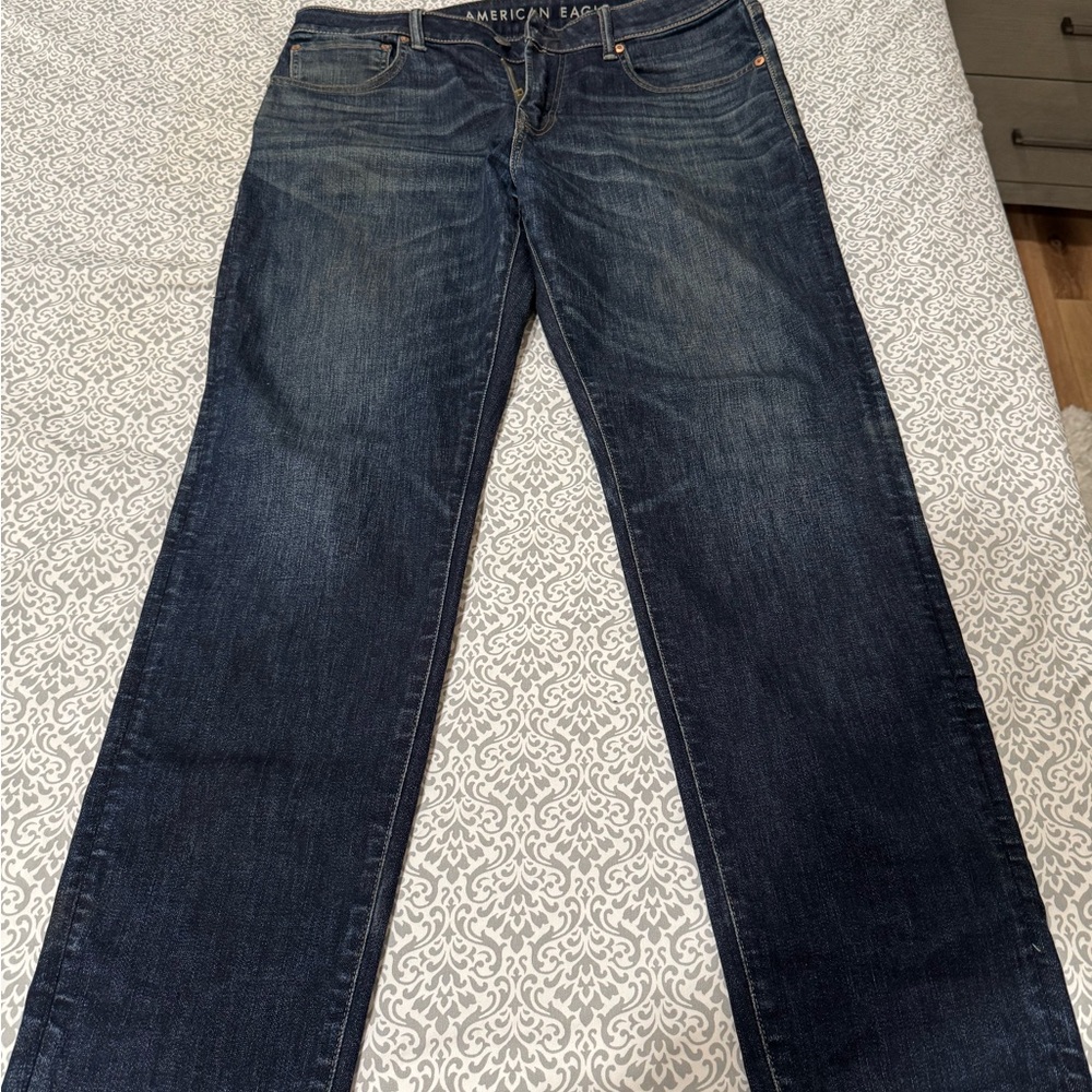 NWB. American Eagle Outfitters Men's Dark Blue Athletic Fit Airflex+ Jeans